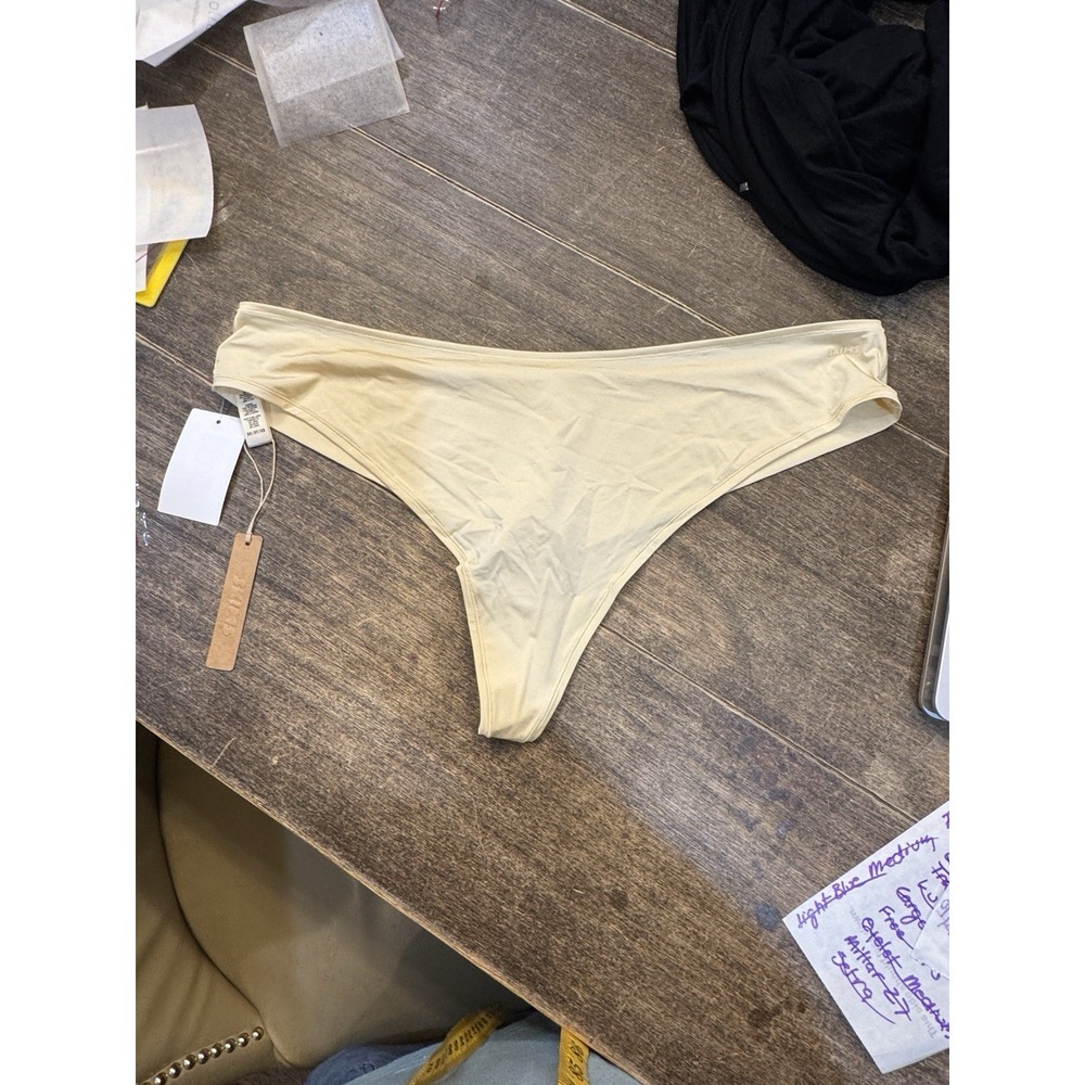 Skims Satin Thong Underwear Nude Size‎ 3X - Picture 2 of 6